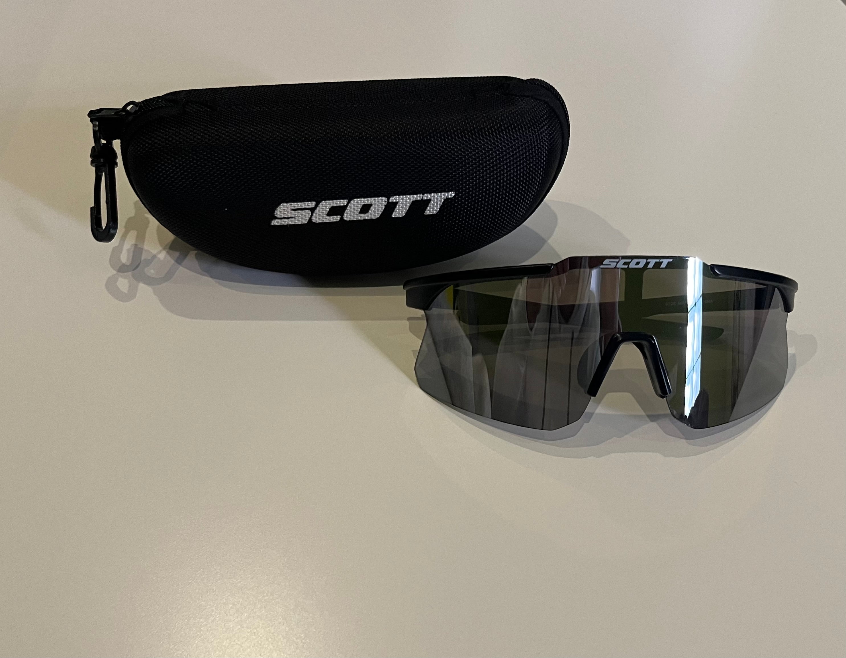 Gafas de deporte con funda