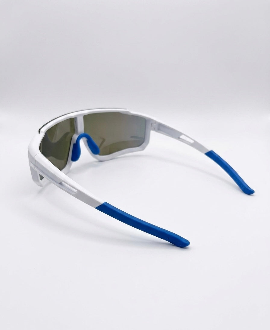 Gafas de deporte o de sol no te quedes sin las tuyas para este verano.