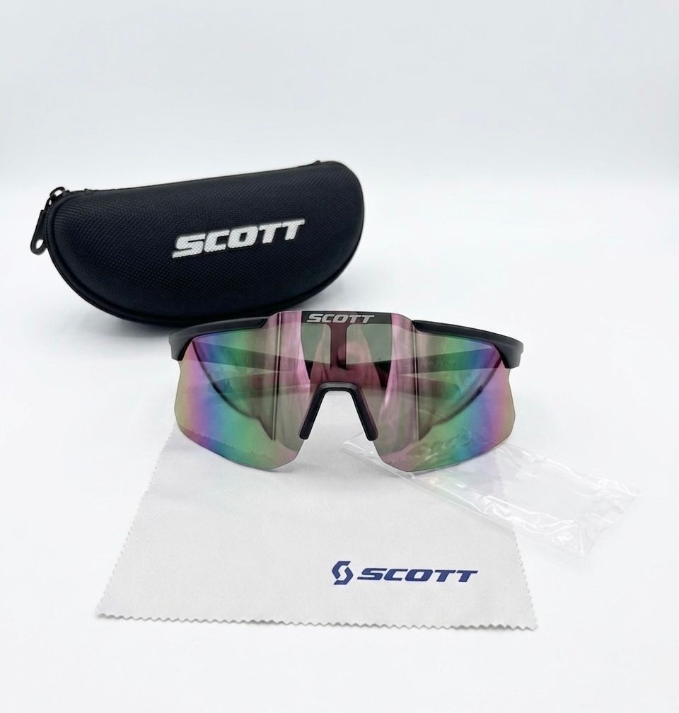 Gafas de deporte con funda